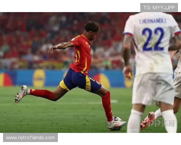 拉明·亚马尔：欧洲杯最年轻冠军成员之一