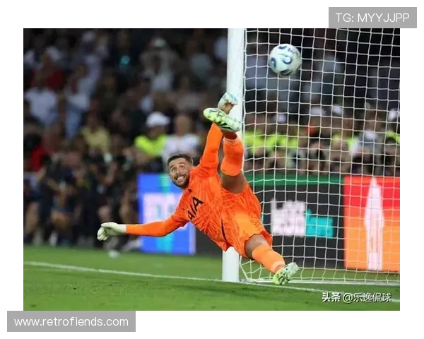 热刺防线前提过高，身后空当频遭利用，防守稳定性面临考验